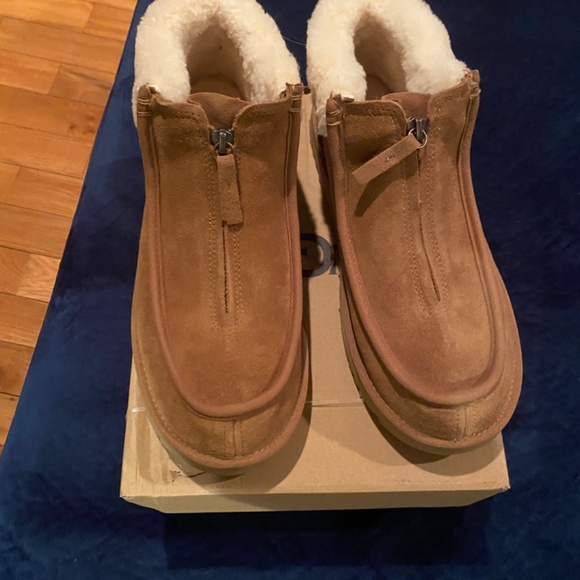 UGG Women's Funkarra Zip Cuffed Cold-Weather Booties - Picture 2 of 6